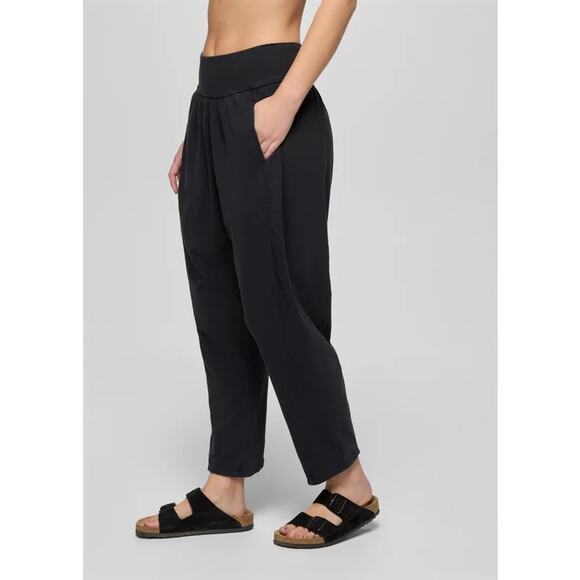 Prana Mindful Movement Harem Pant Women's XL Black Relaxed Mid Rise Tapered Leg - Picture 3 of 13